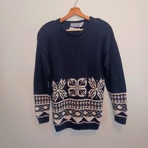 Womens Vintage Hand knitted Fair Isle Sweater